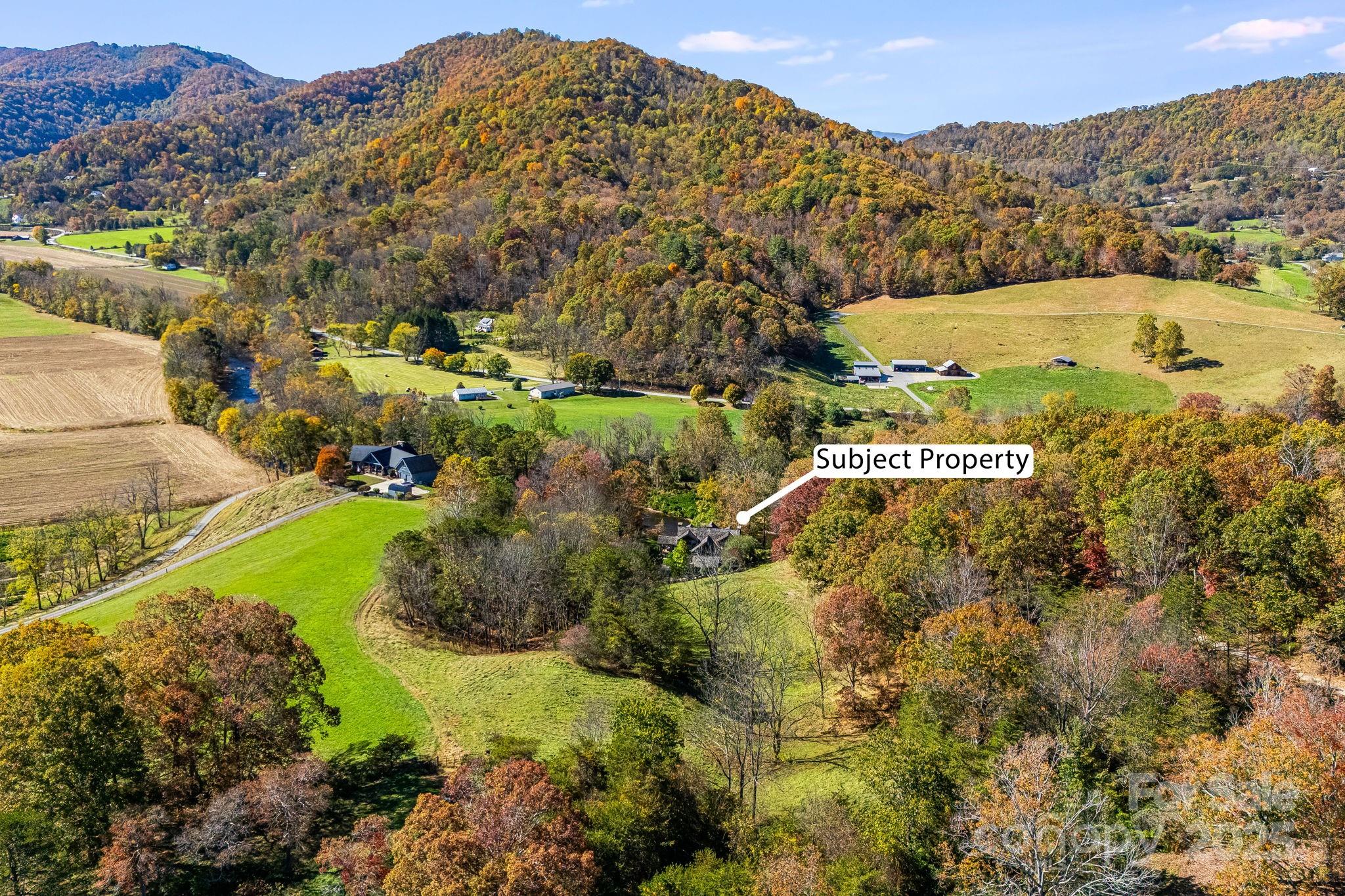99 Thistle Ridge Canton, NC 28716 - Photo 39 of 48 a view of a city