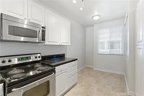 $3,500 | 20301 Bluffside Circle, Unit D201, Huntington Beach, CA 92646