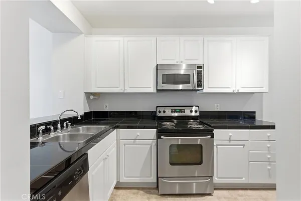 $3,500 | 20301 Bluffside Circle, Unit D201, Huntington Beach, CA 92646