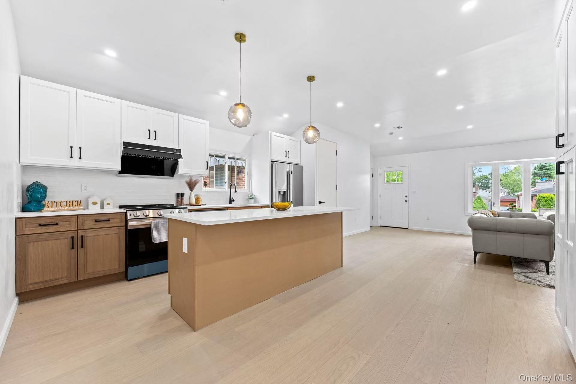 226-59 76th Road Queens, NY 11364 - Photo 4 of 15