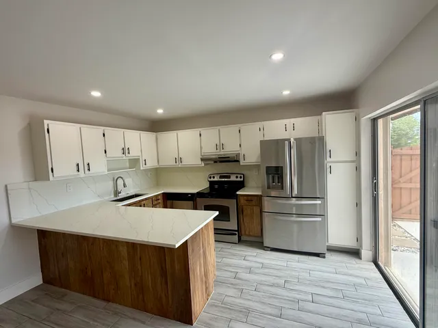 $274,900 | 2717 Southeast 27th Way, Boynton Beach, FL 33435