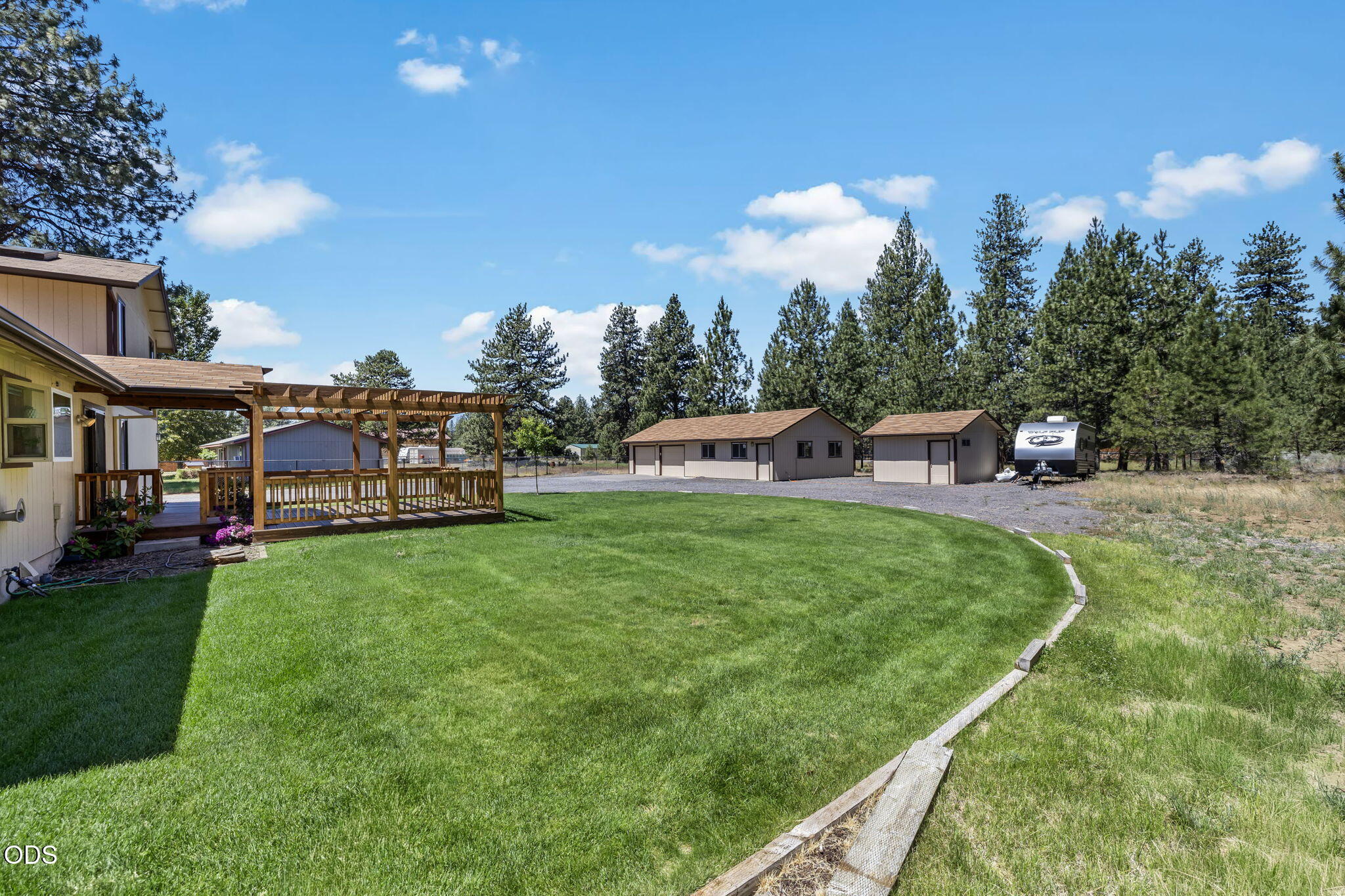 19572 Apache Road Bend, OR 97702 - Photo 54 of 71