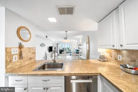 $1,059,900 | 700 First Avenue, Unit 214, Avalon, NJ 08202