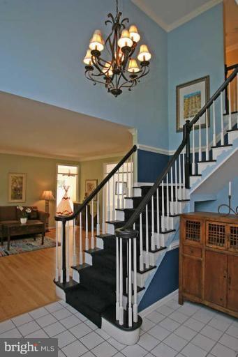 3429 Hidden River View Road Annapolis, MD 21403 - Photo 11 of 29 Entrance / Foyer