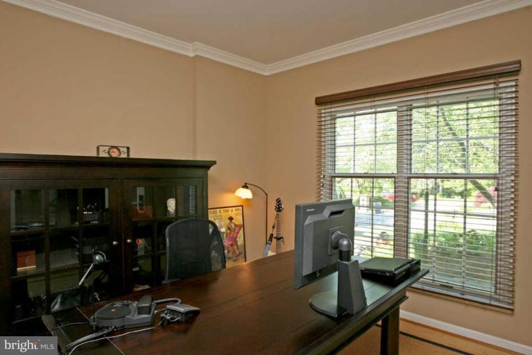3429 Hidden River View Road Annapolis, MD 21403 - Photo 13 of 29 Den