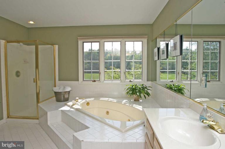 3429 Hidden River View Road Annapolis, MD 21403 - Photo 18 of 29 Master Bath