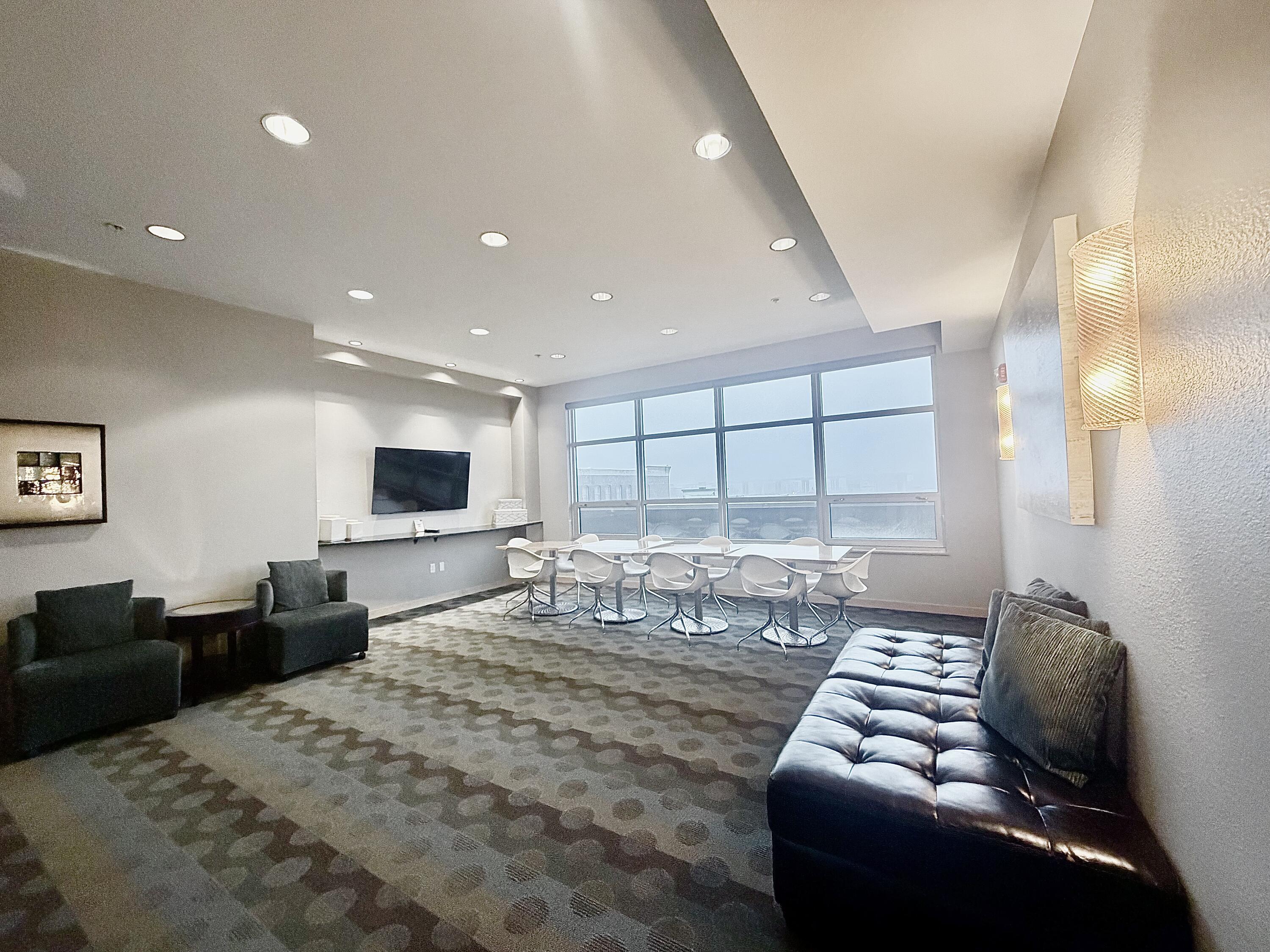 106 West Seeboth Street, Unit 820 Milwaukee, WI 53204 - Photo 12 of 16 Community Amenity: Meeting Room
