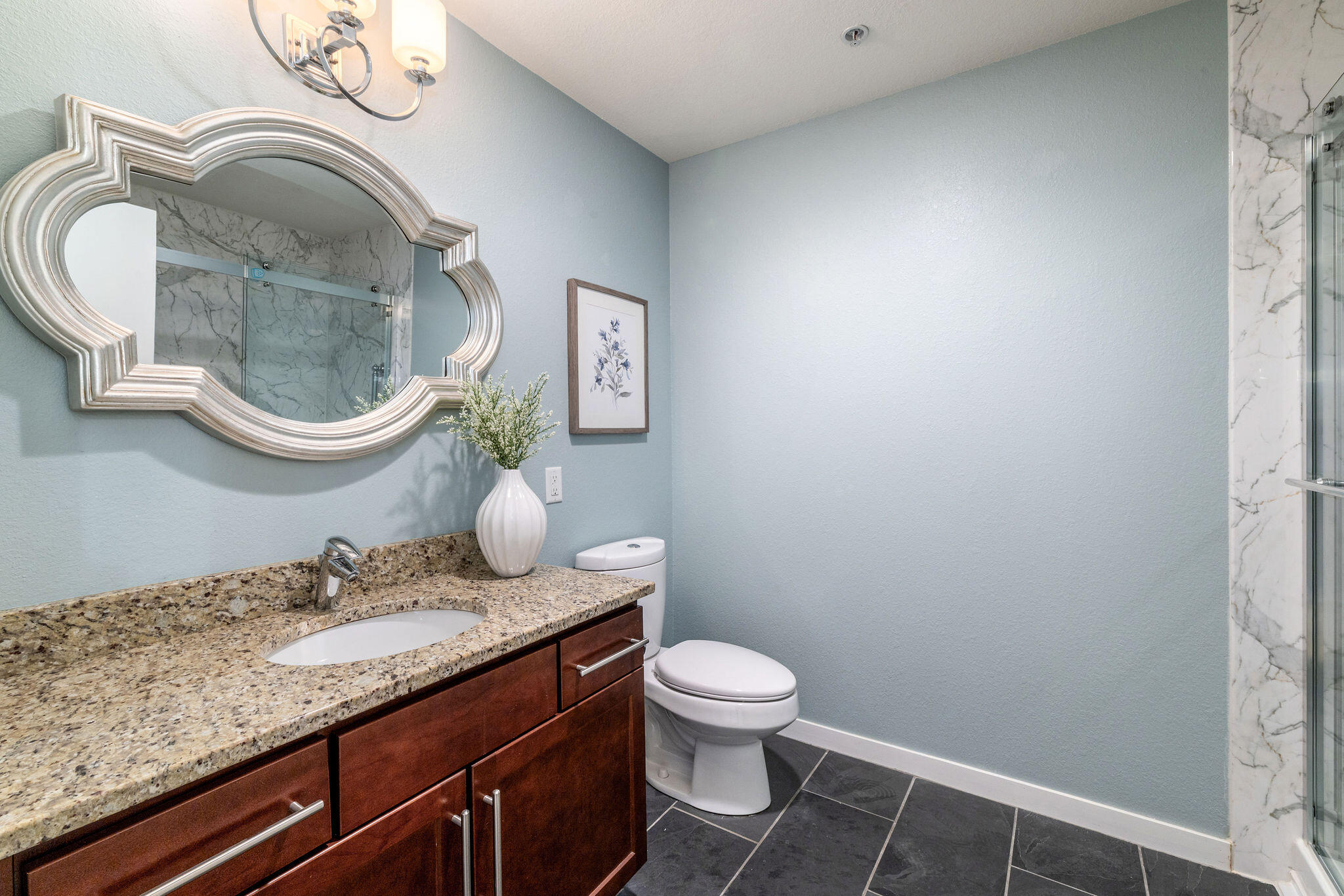 106 West Seeboth Street, Unit 820 Milwaukee, WI 53204 - Photo 8 of 16 Bathroom