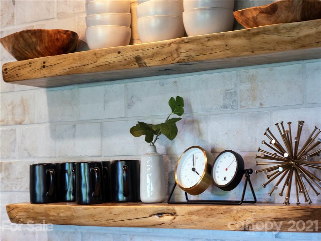 1933 Laurel Ridge North Maggie Valley, NC 28751 - Photo 14 of 44 a view of entryway with wooden floor