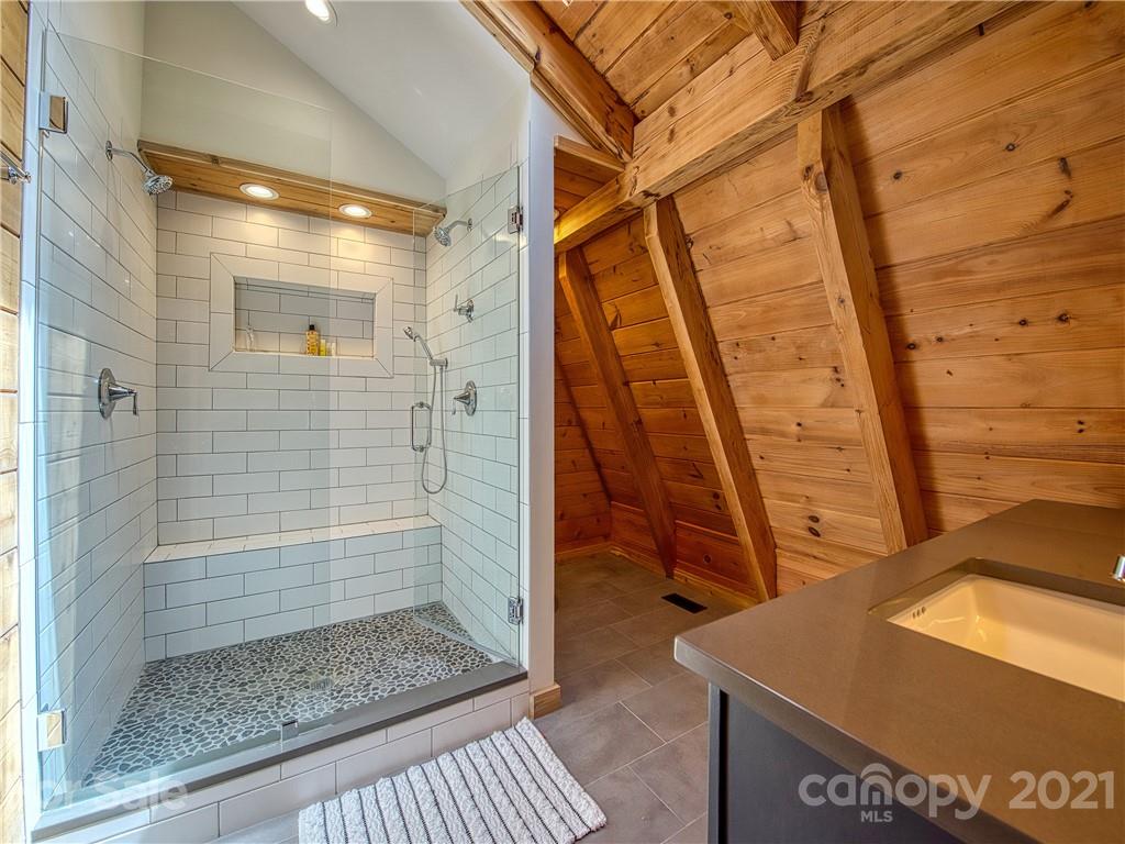 1933 Laurel Ridge North Maggie Valley, NC 28751 - Photo 29 of 44 a bathroom with a shower