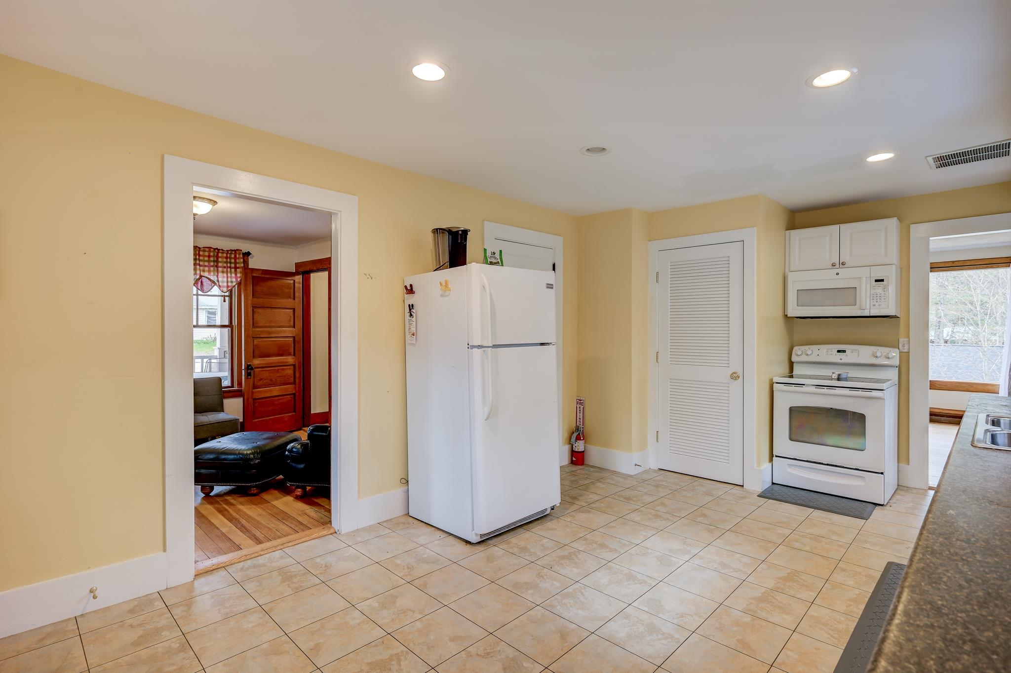 37 Cranmore Road North Conway, NH 03860 - Photo 20 of 39