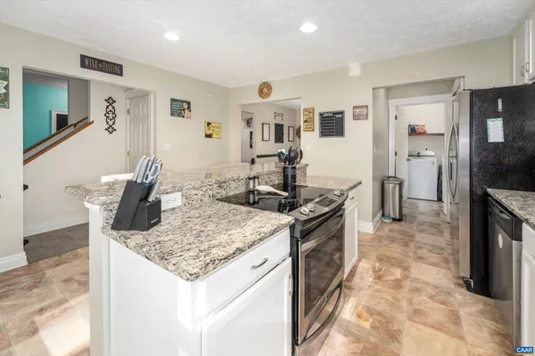 $449,900 | 5 Iroquois Way, Palmyra, VA 22963