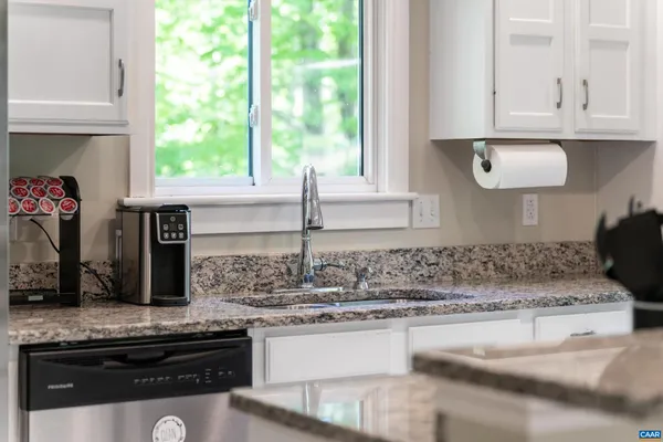 $449,900 | 5 Iroquois Way, Palmyra, VA 22963