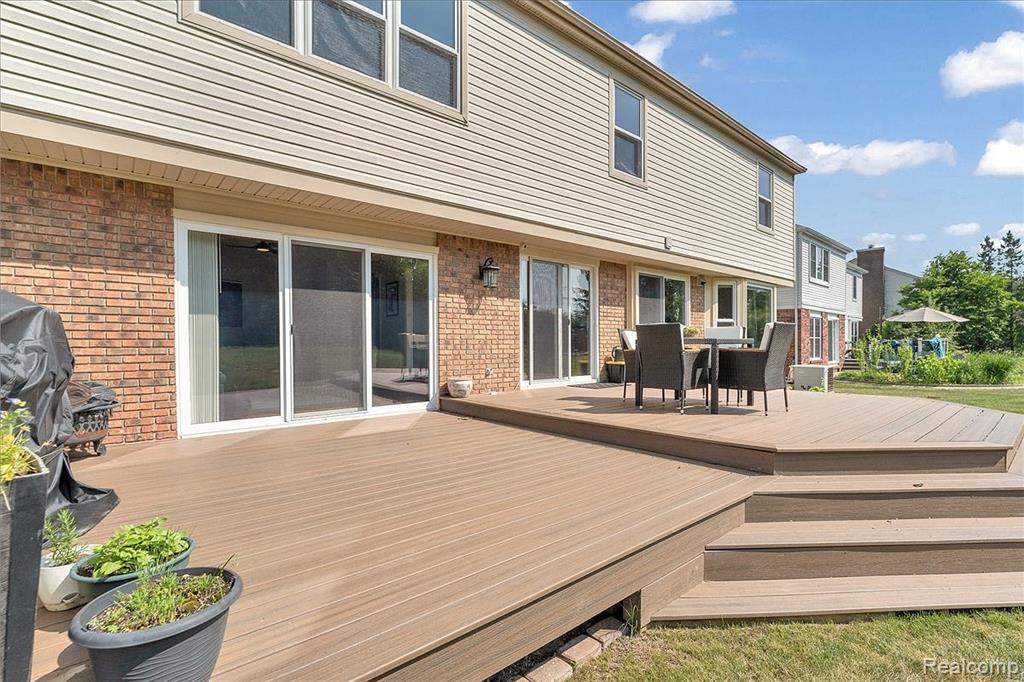 1212 Harvard Drive Rochester, MI 48307 - Photo 39 of 55