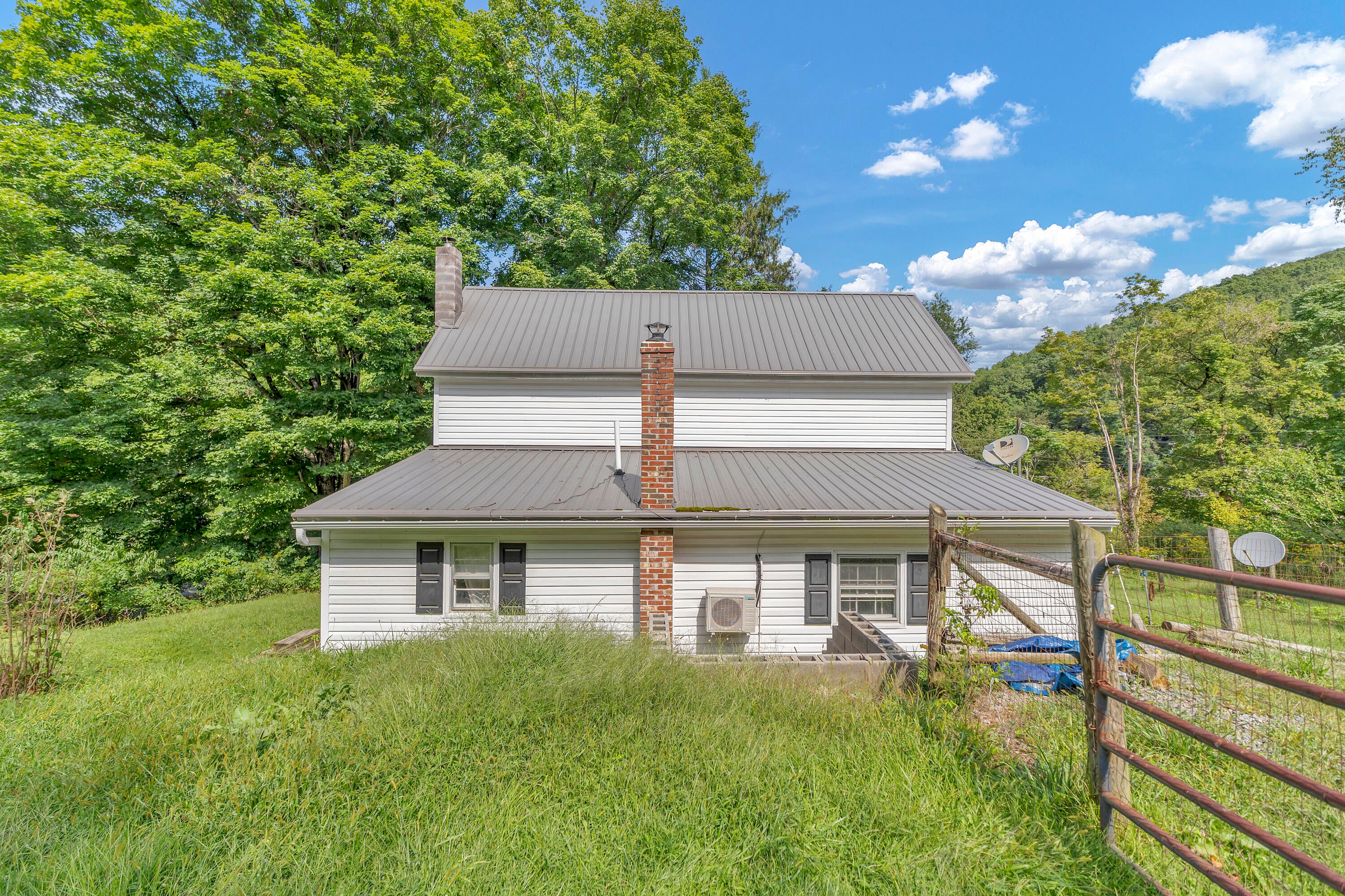 68 Mill Hill Road Gap Mills, WV 24941 - Photo 8 of 41 Gallery Image 8