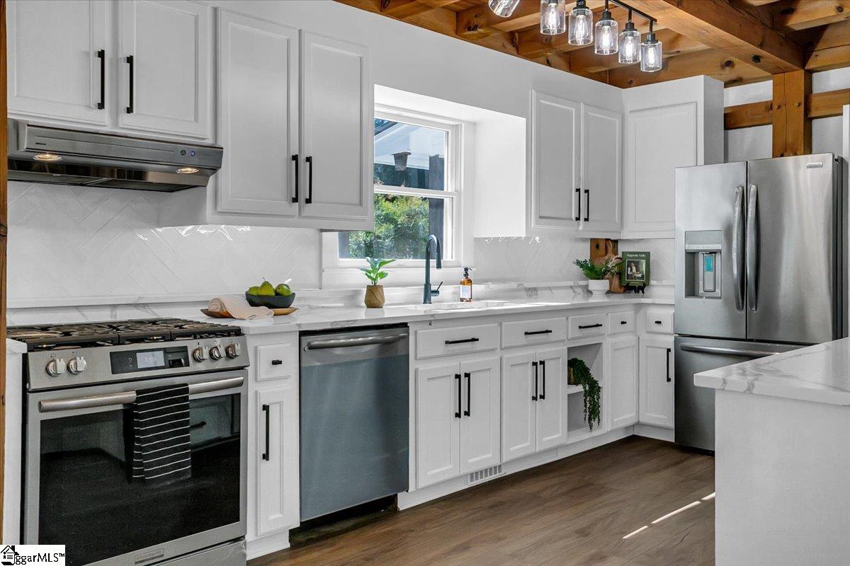 868 Old Hundred Road Pelzer, SC 29669 - Photo 14 of 36