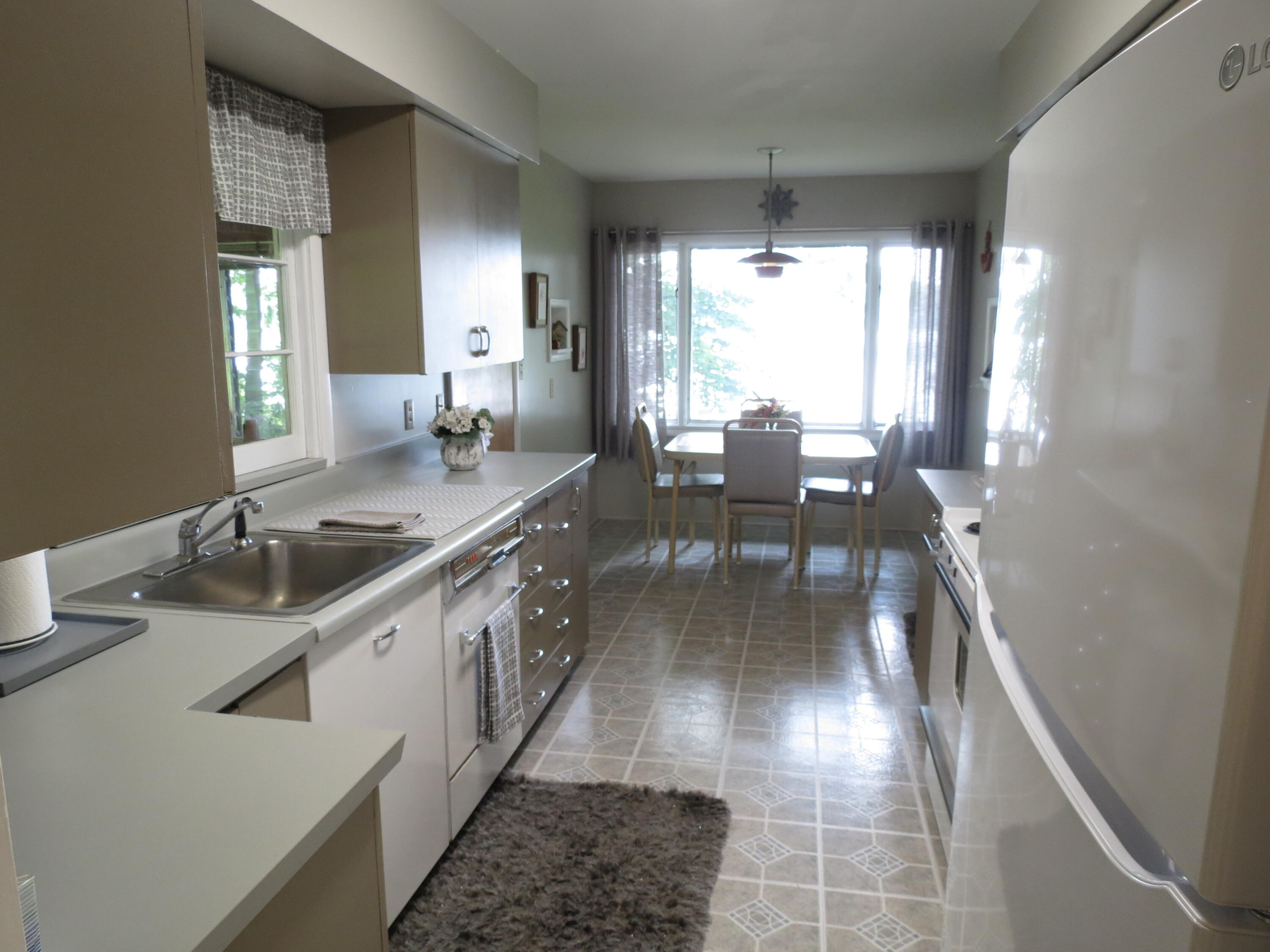 890 White Lake Road Pleasant Lake, MI 49272 - Photo 15 of 74 Great design