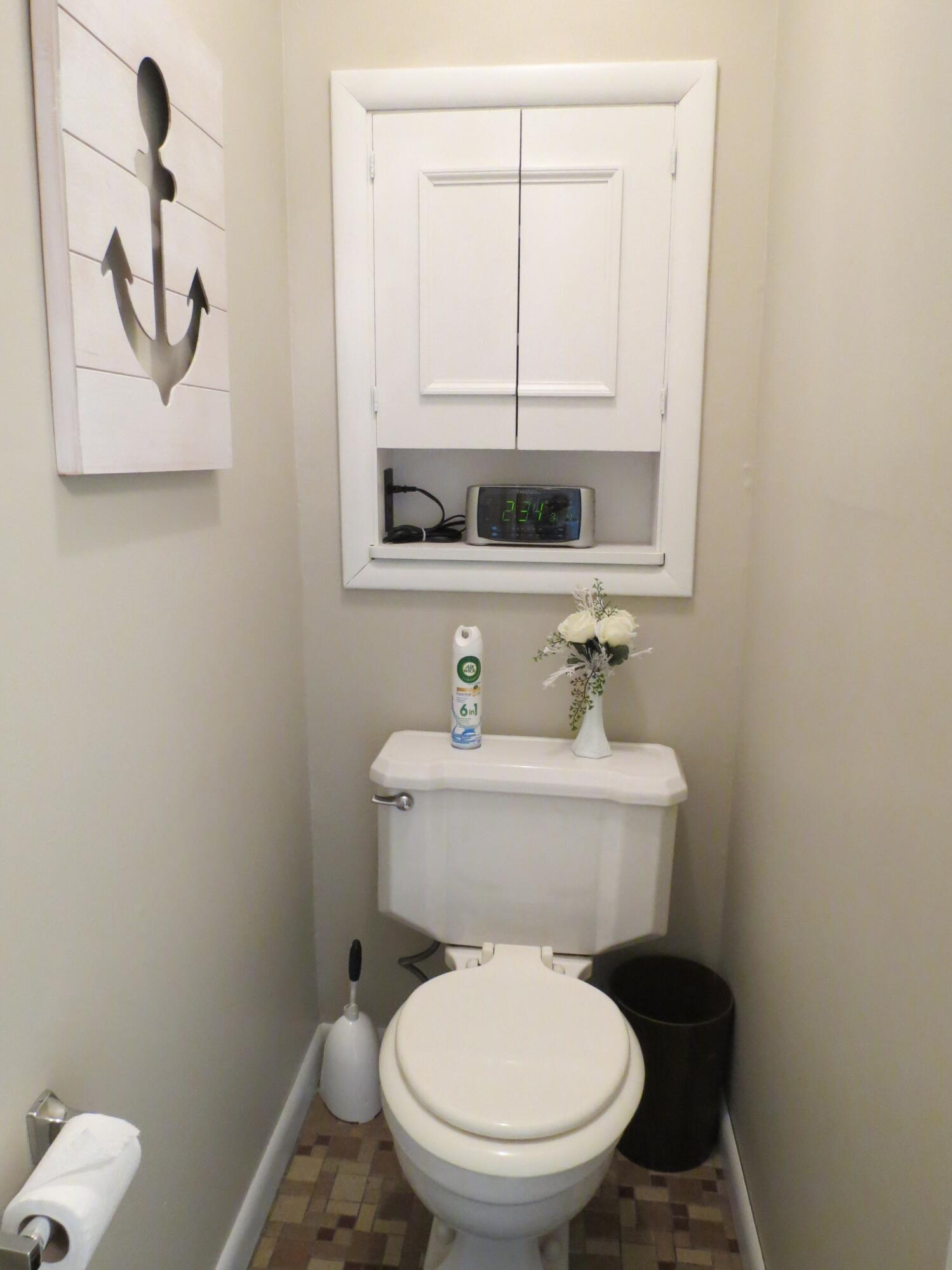 890 White Lake Road Pleasant Lake, MI 49272 - Photo 39 of 74 Powder room