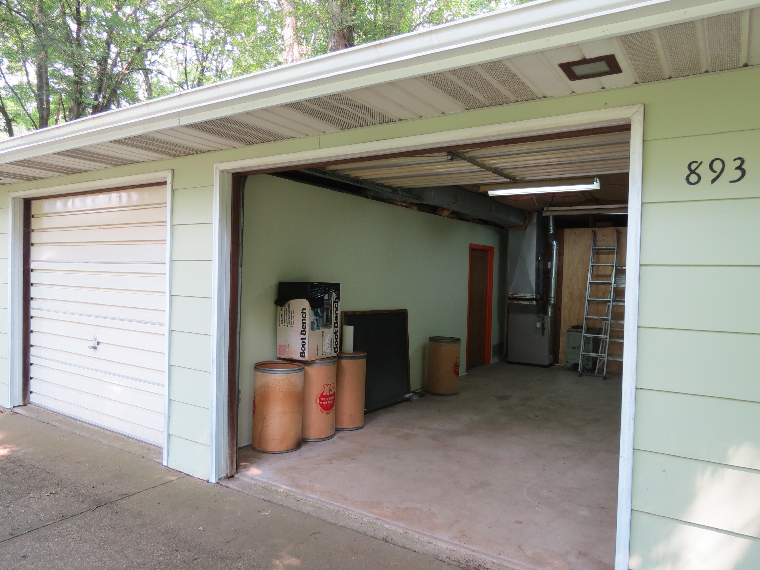 890 White Lake Road Pleasant Lake, MI 49272 - Photo 51 of 74 2nd garage (893 White Lake)
