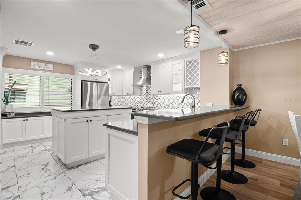 529 Sandy Hook Road Treasure Island, FL 33706 - Photo 13 of 55