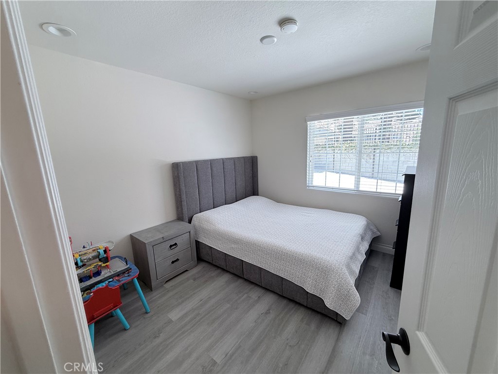 2290 Rohner Court Simi Valley, CA 93063 - Photo 6 of 15