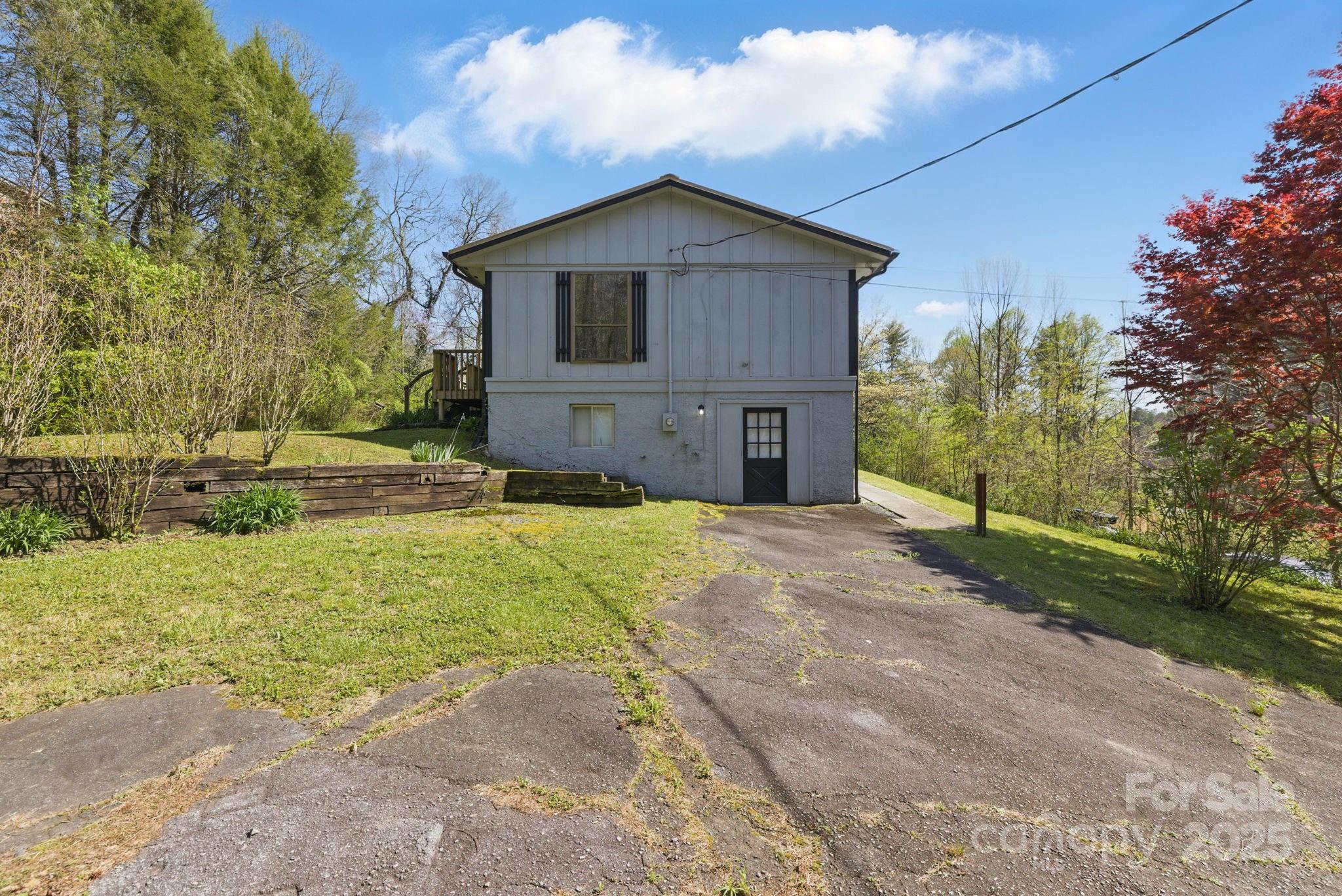 1815 Probart Street Brevard, NC 28712 - Photo 19 of 29 Gallery Image 19