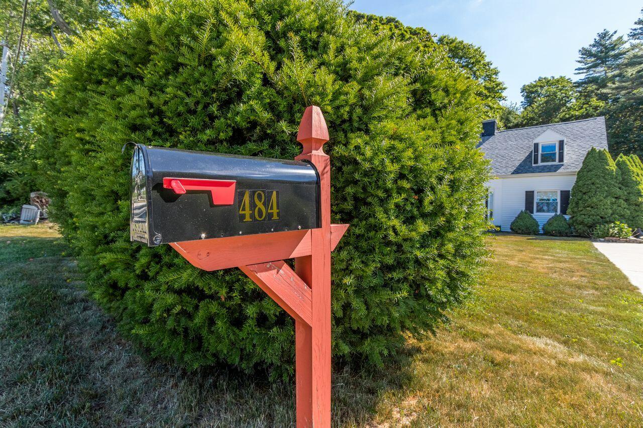 483-484 Ferry Road Saco, ME 04072 - Photo 2 of 42 20220630DM-71079