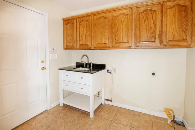 $3,750 | 3516 South Ashwood Drive, Bloomington, IN 47401