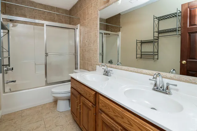 $3,750 | 3516 South Ashwood Drive, Bloomington, IN 47401