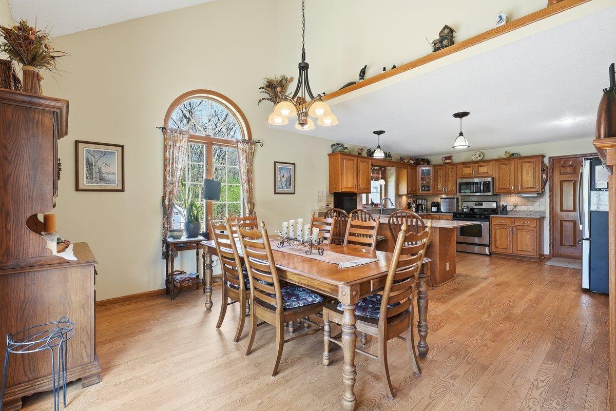 208 Country Oaks Road River Falls, WI 54022 - Photo 11 of 36