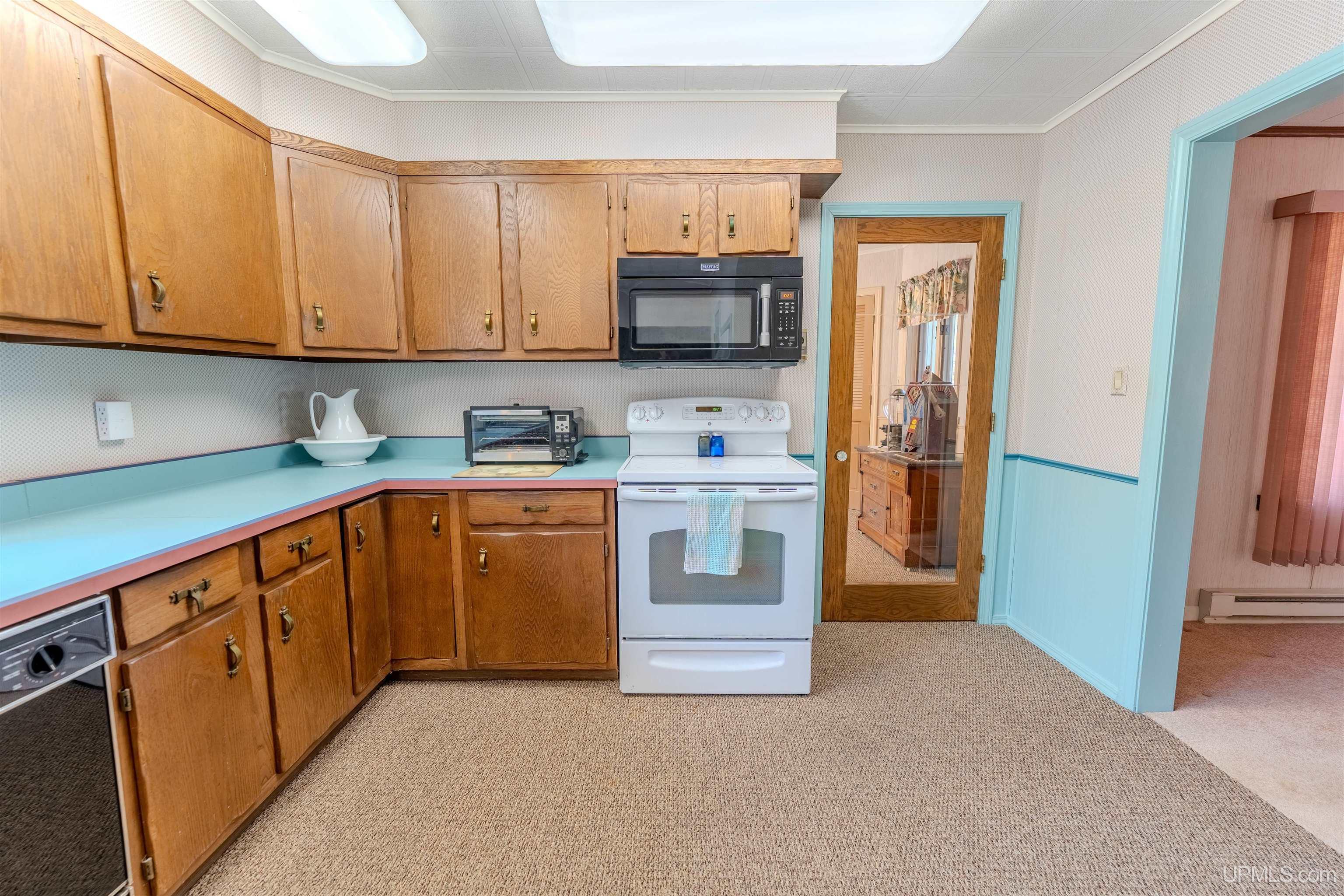 536 West Gulliver Lake Road Gulliver, MI 49840 - Photo 23 of 97