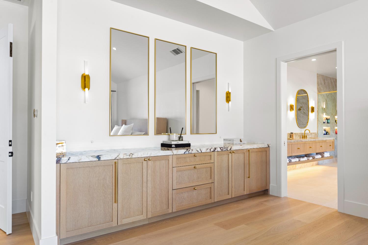 2735 Rattlesnake Road Newcastle, CA 95658 - Photo 32 of 84 a large bathroom with a double vanity sink and mirror