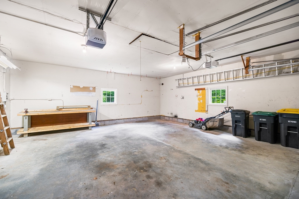 62 Circle Road Longmeadow, MA 01106 - Photo 33 of 42