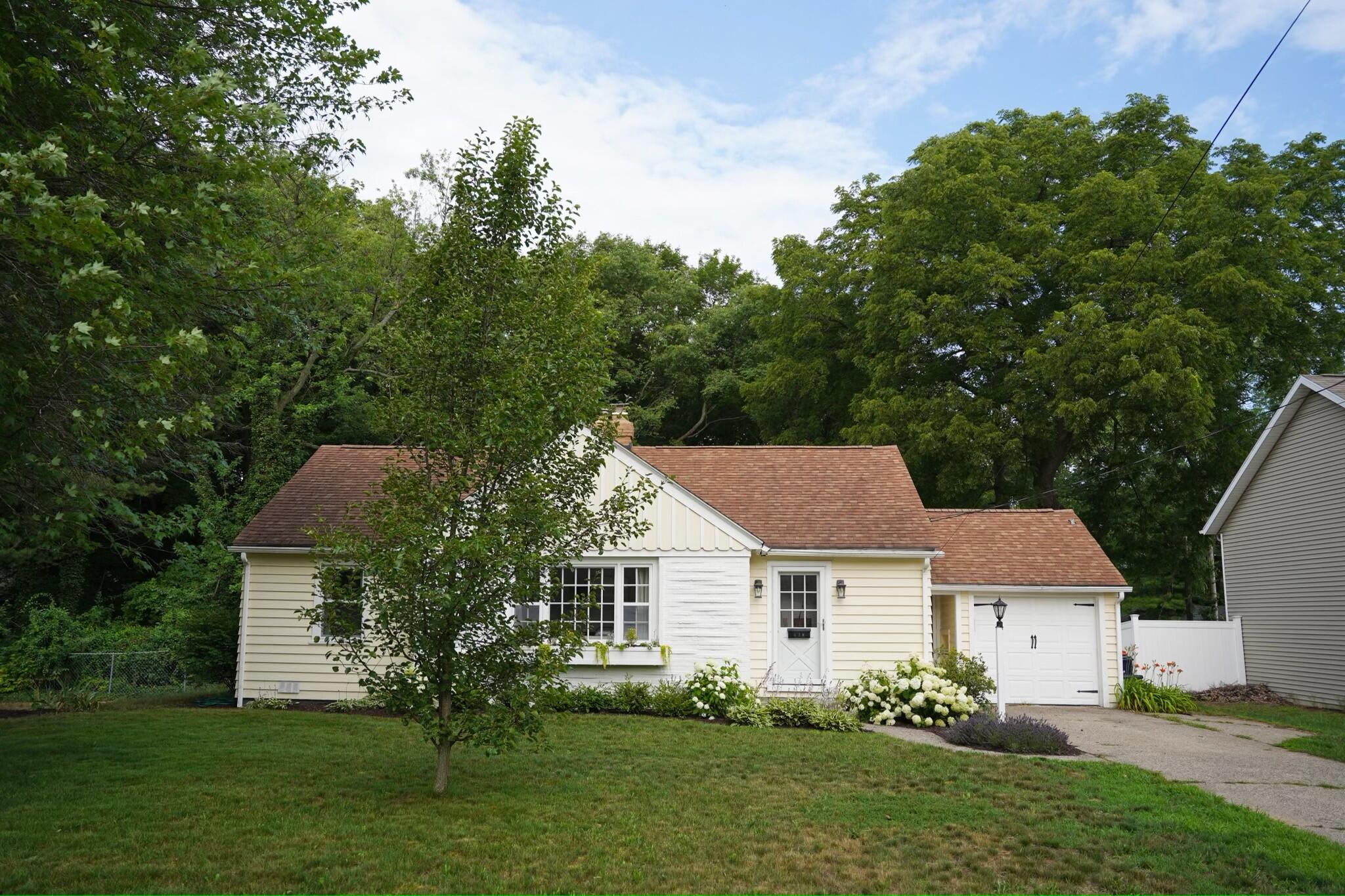 638 Graafschap Road Holland, MI 49423 - Photo 1 of 56 4F6ED051-2D7D-45B1-AC46-414AABB3D331