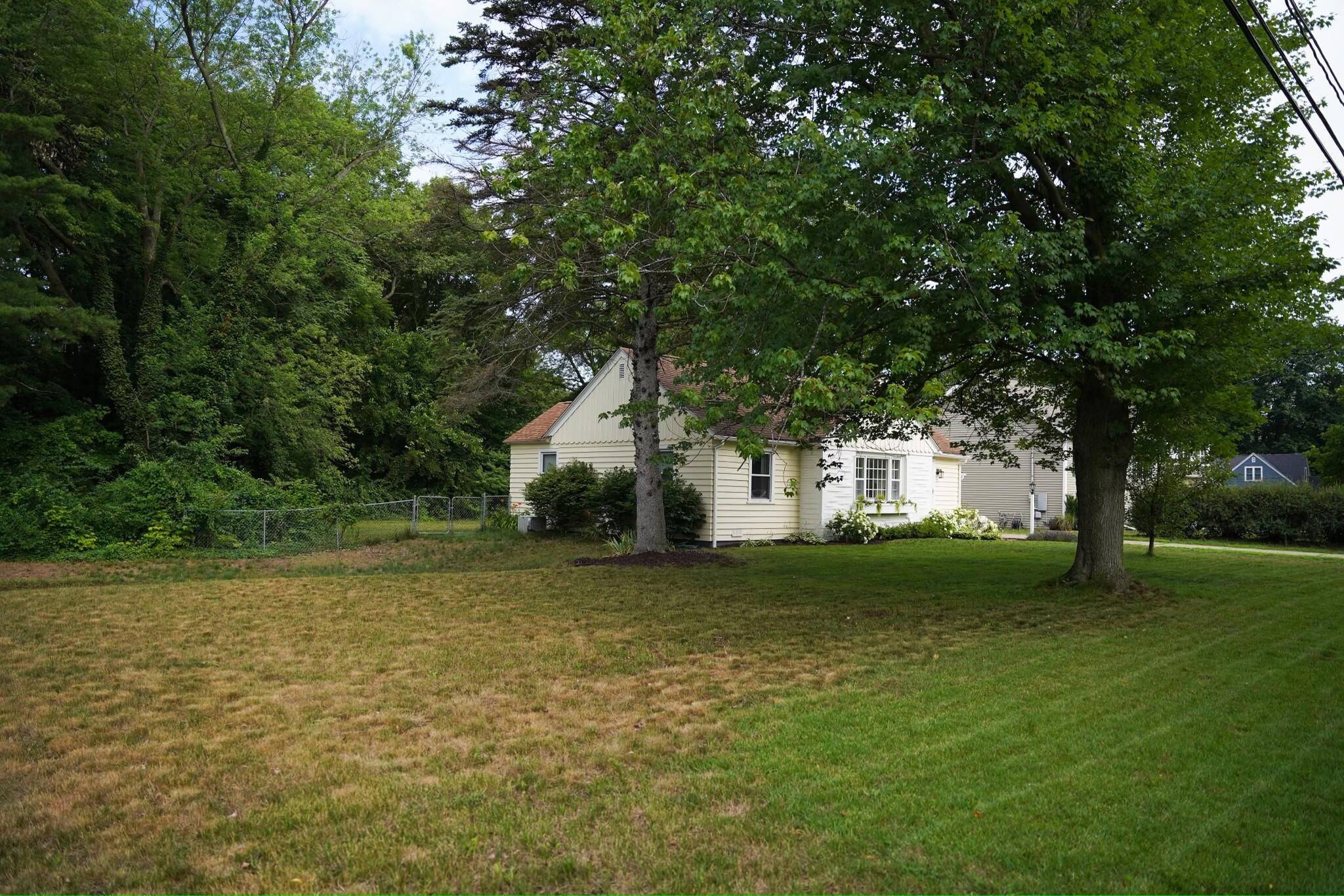 638 Graafschap Road Holland, MI 49423 - Photo 6 of 56 B7854718-9AD2-421D-B656-C28FDCD20DA8