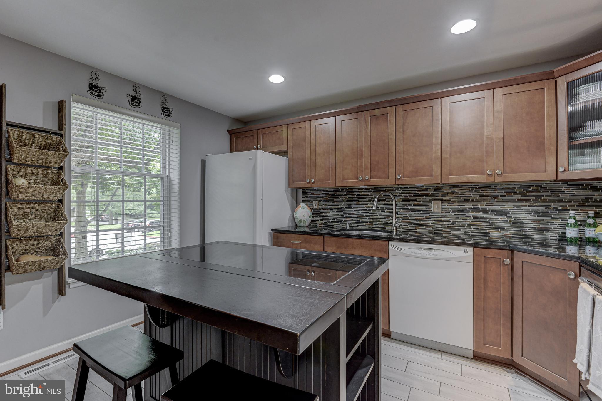 9726 Early Spring Way Columbia, MD 21046 - Photo 15 of 46 Gallery Image 15