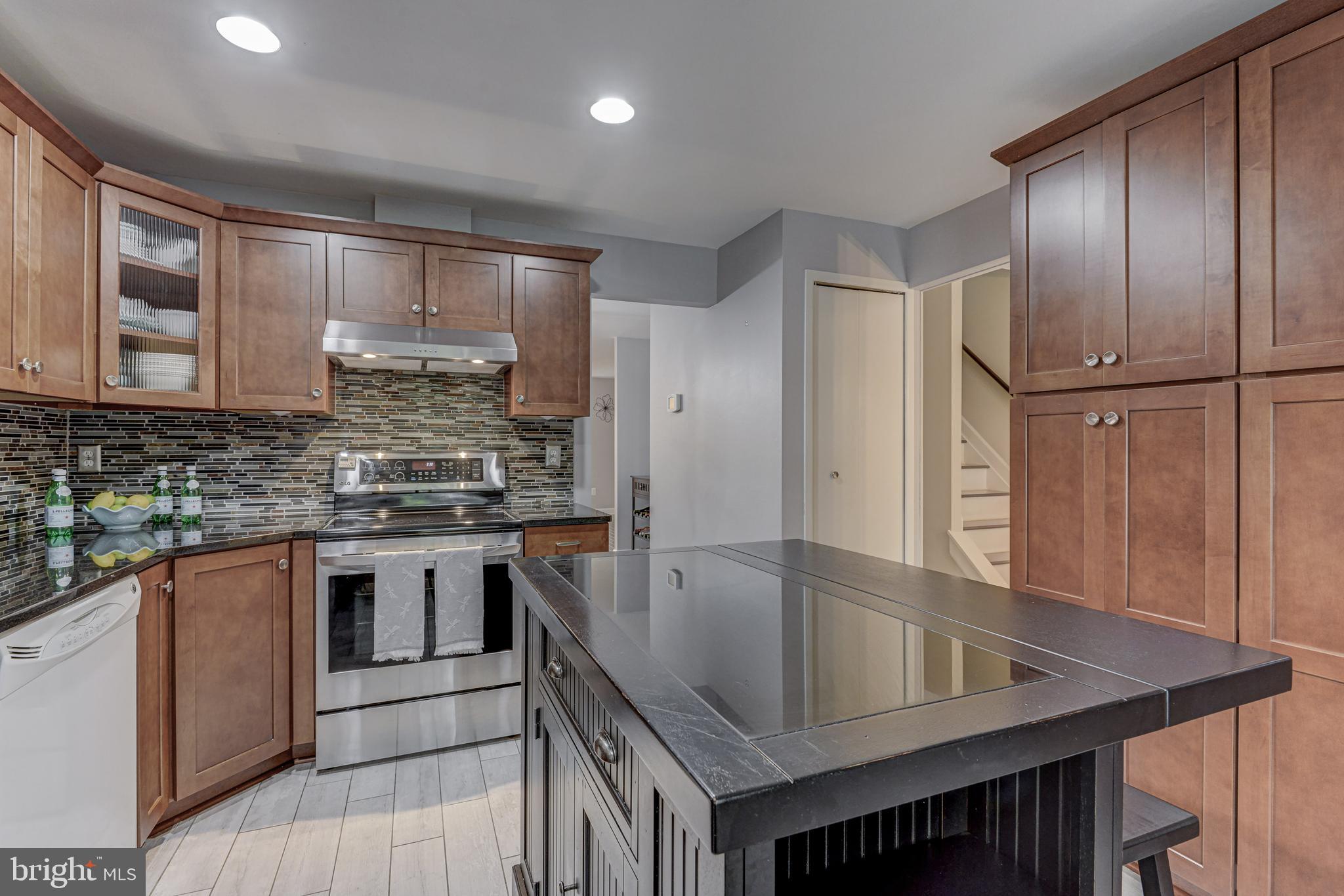 9726 Early Spring Way Columbia, MD 21046 - Photo 17 of 46 Gallery Image 17
