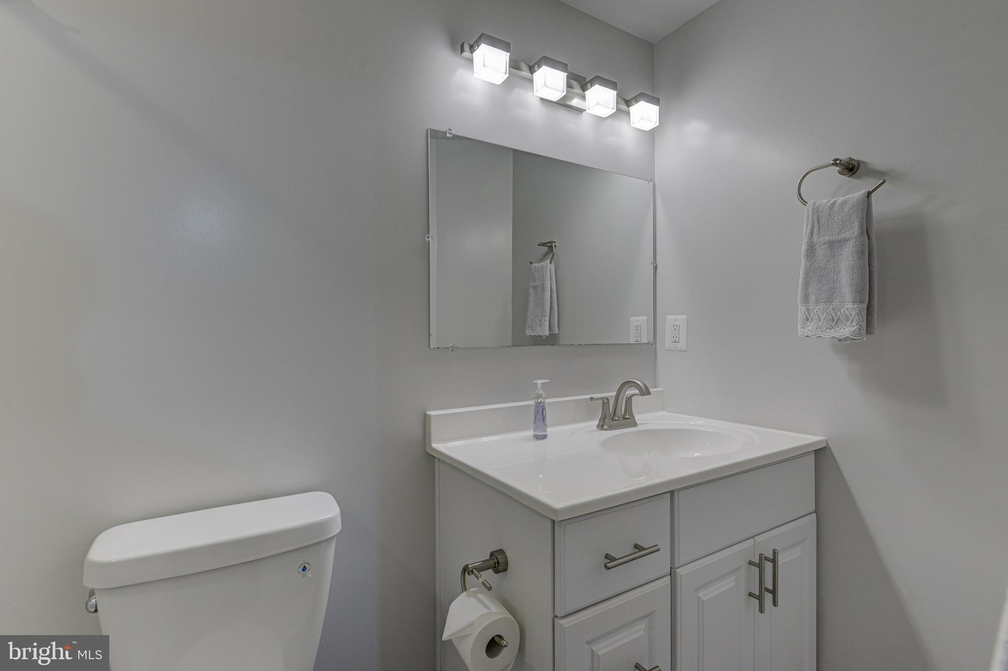 9726 Early Spring Way Columbia, MD 21046 - Photo 32 of 46 Gallery Image 32
