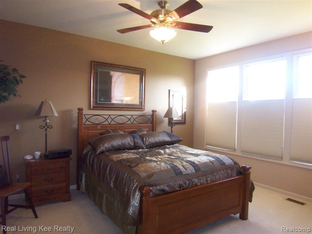 1669 Maple Creek Court, Unit 100 Rochester, MI 48306 - Photo 18 of 25 Master