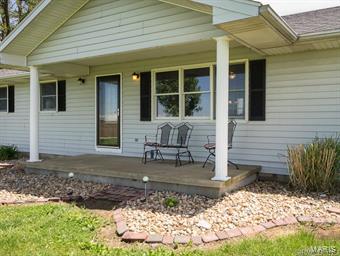 12220 Ferrin Road Carlyle, IL 62231 - Photo 2 of 36