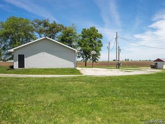 12220 Ferrin Road Carlyle, IL 62231 - Photo 21 of 36