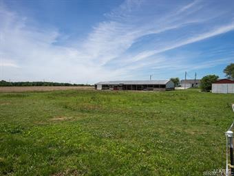 12220 Ferrin Road Carlyle, IL 62231 - Photo 23 of 36