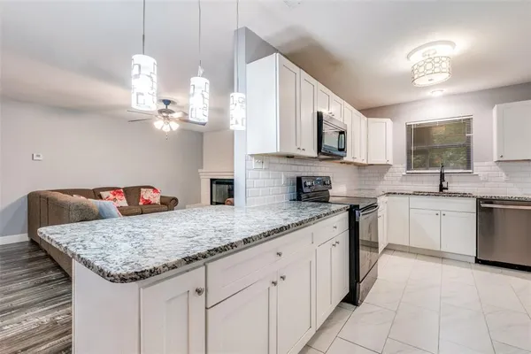 $255,000 | 1717 Parkhaven Drive, Seagoville, TX 75159