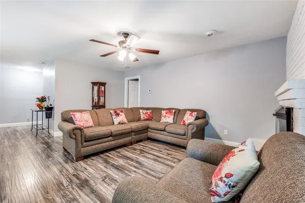 $255,000 | 1717 Parkhaven Drive, Seagoville, TX 75159