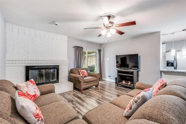 $255,000 | 1717 Parkhaven Drive, Seagoville, TX 75159