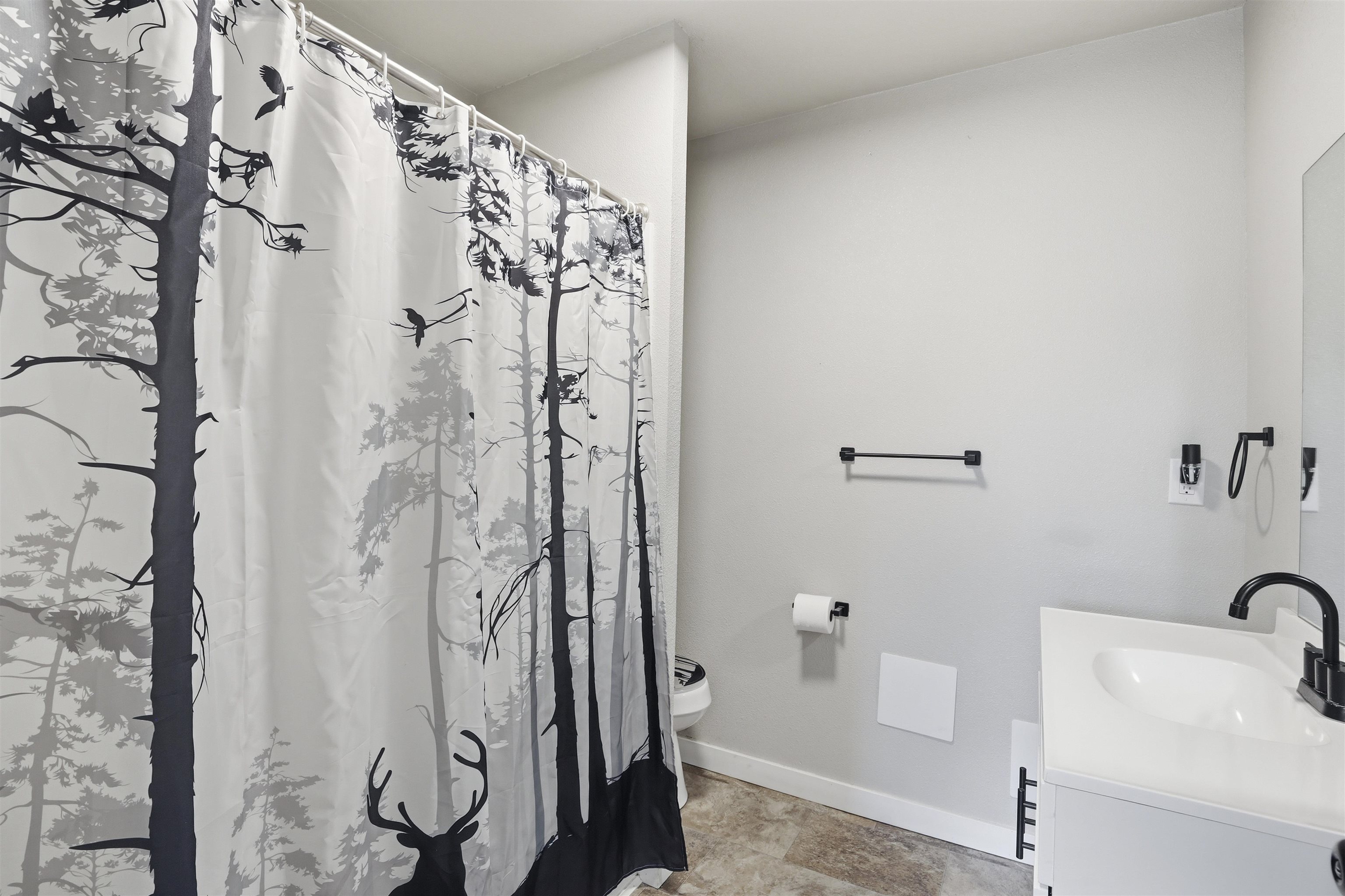 4418 North Stevens Street Spokane, WA 99205 - Photo 19 of 49