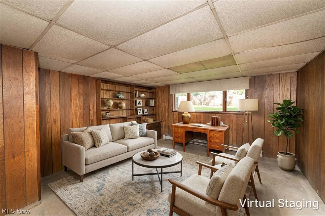 12310 Huntoon Road Painesville, OH 44077 - Photo 29 of 48 Huge family room, make it your own