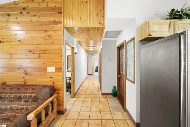 $899,999 | 450 Weatherly Road, Inman, SC 29349