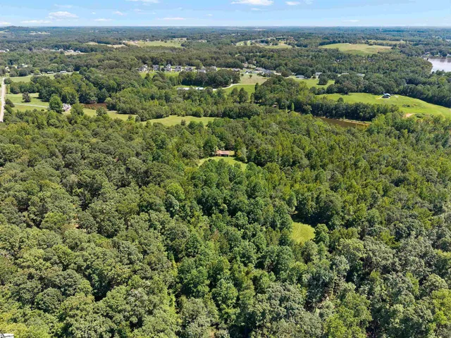 $899,999 | 450 Weatherly Road, Inman, SC 29349