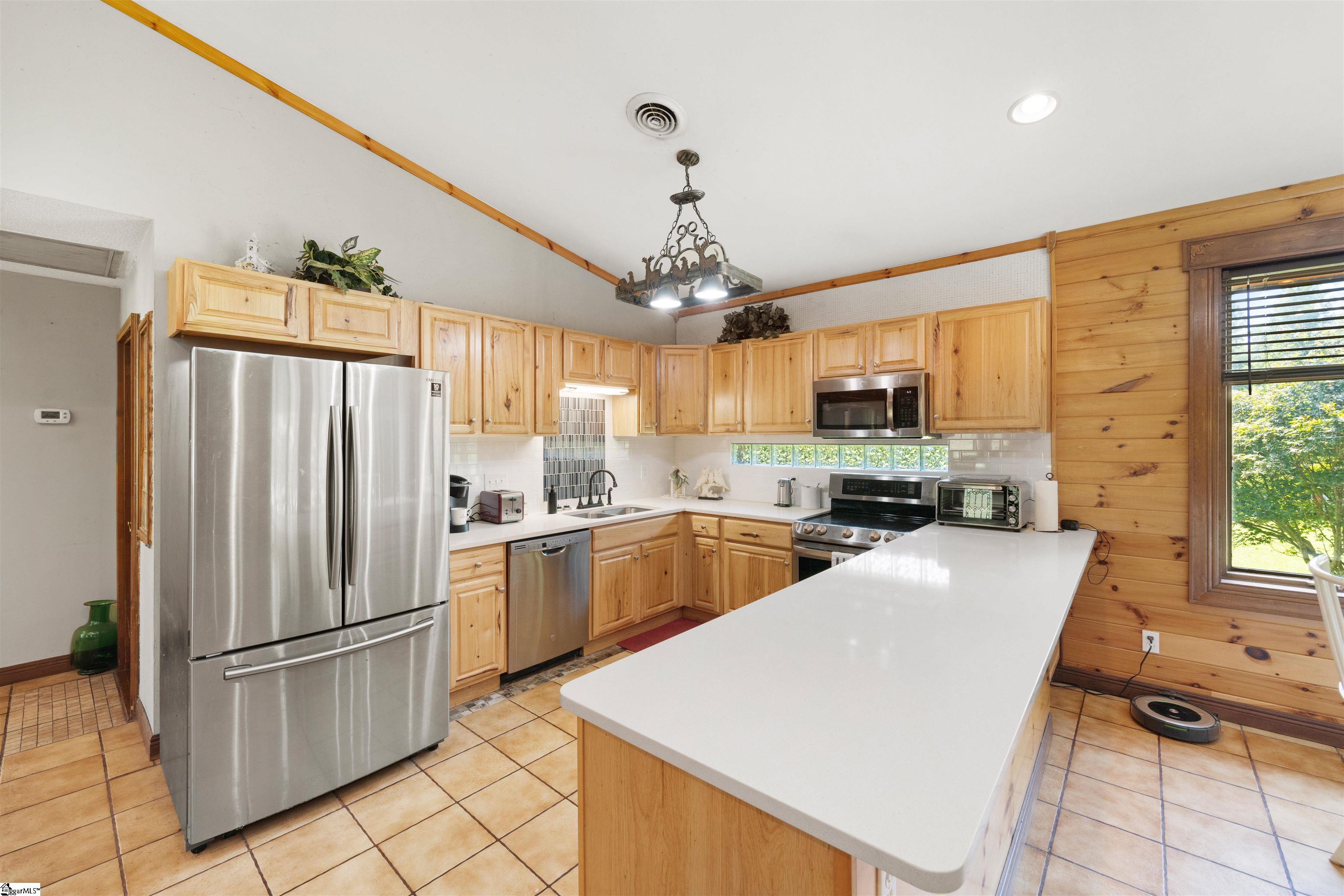 450 Weatherly Road Inman, SC 29349 - Photo 4 of 41 Gallery Image 4
